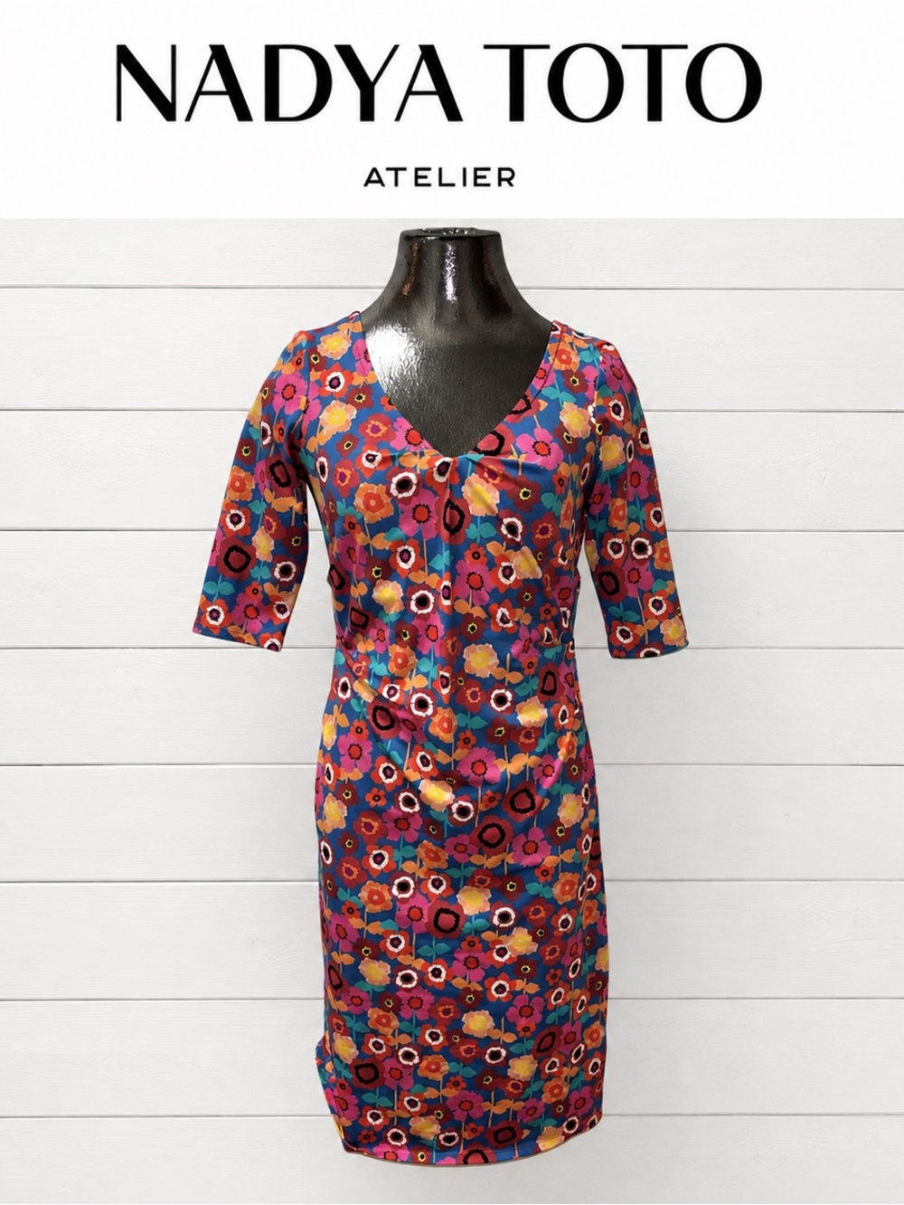 Nadya Toto Atelier Colorful Floral Stretch Dress – Size M